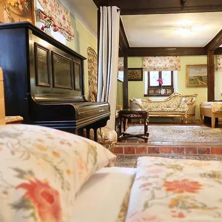 Art Maison Krumlov Гостевой дом 3*
